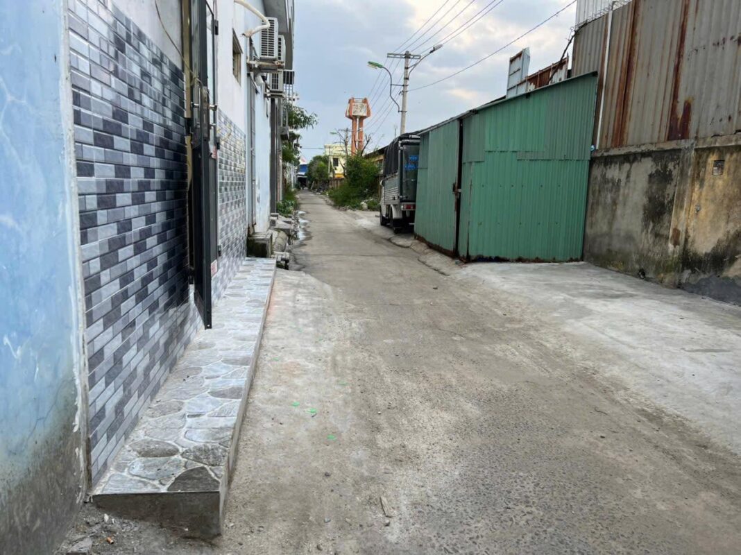 BÁN ĐẤT TẶNG NHÀ – 2 MẶT TIỀN – TĐC HÒN RỚ – ĐƯỜNG PHAN ĐĂNG LƯU